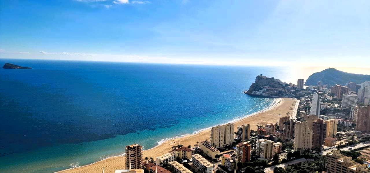 Costa Blanca Real Estate 2026: The Strategic Shift to the "Second Line" 2 Costa Blanca real estate 2026