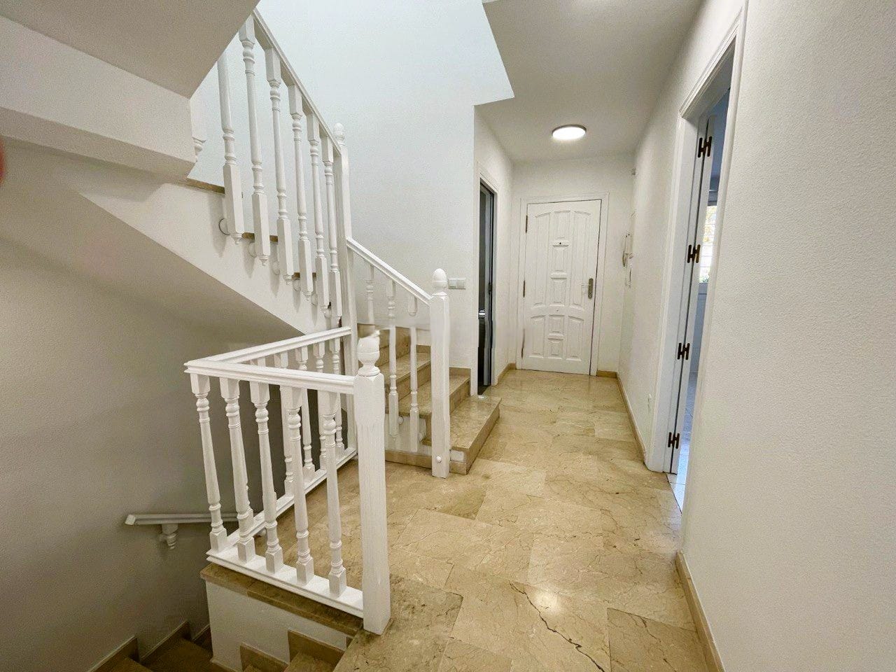 Impresionante adosado en venta en Albir (11)