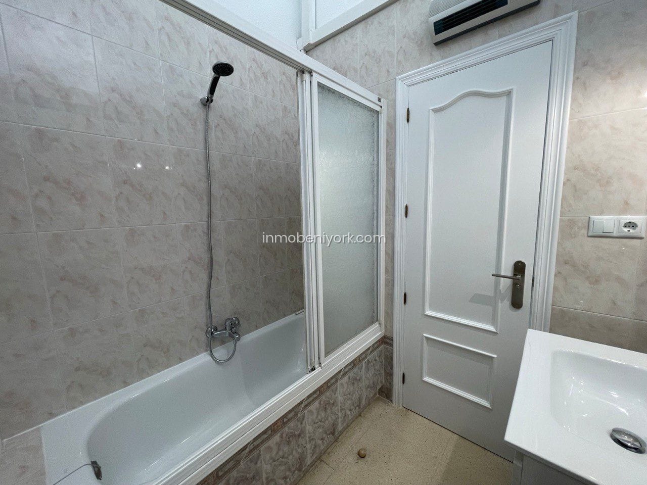 Impresionante adosado en venta en Albir (2)