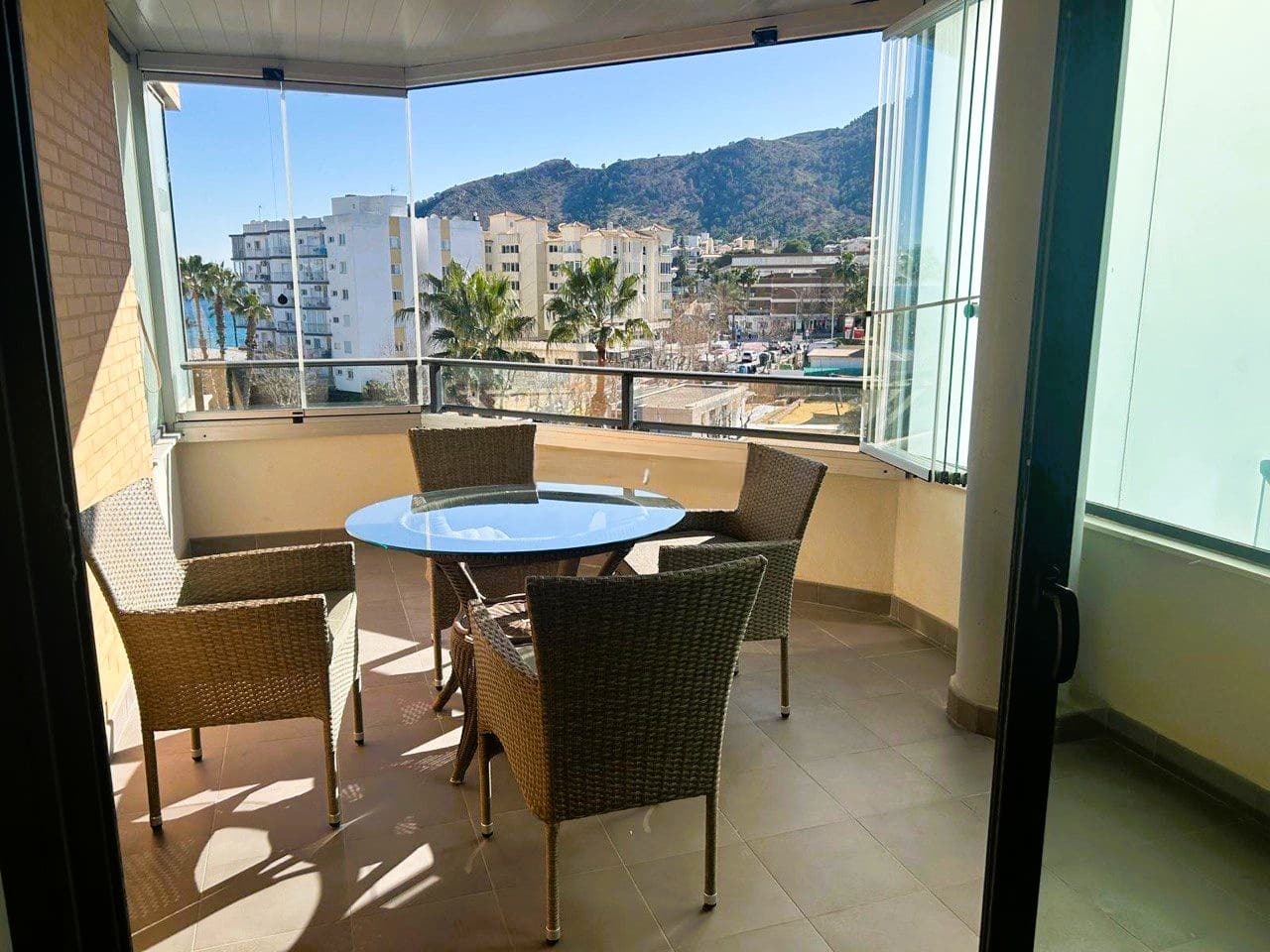 Strandappartement-te-Koop-in-El-Albir-03