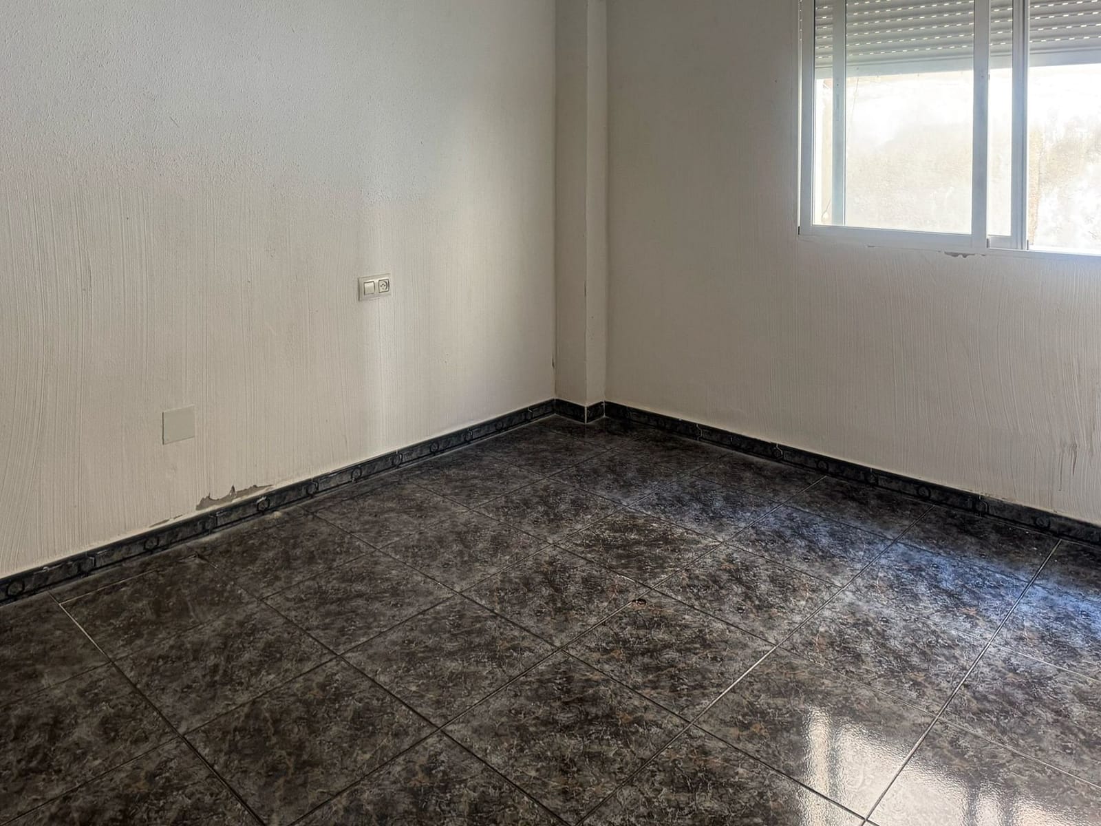 Brokla Realty (1) Flat for Sale in Torrevieja Center