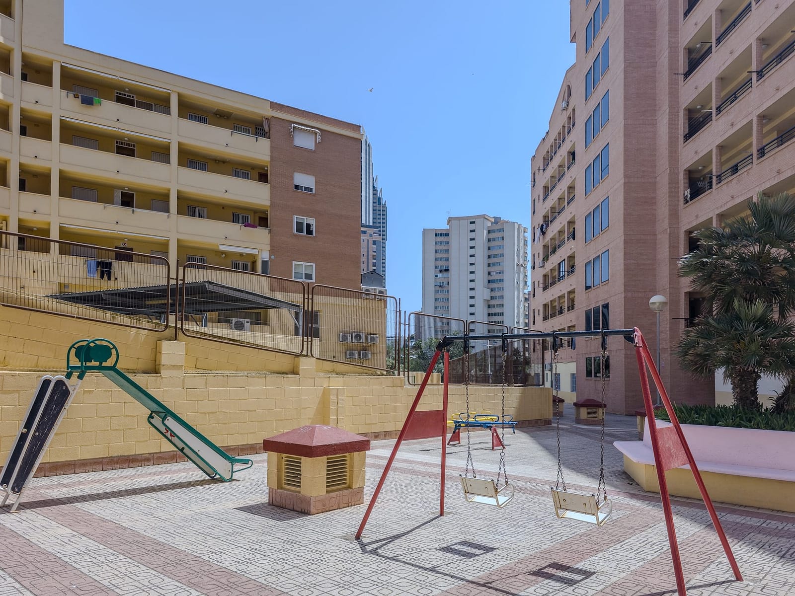 4-Bedroom-Apartment-in-Edificio18