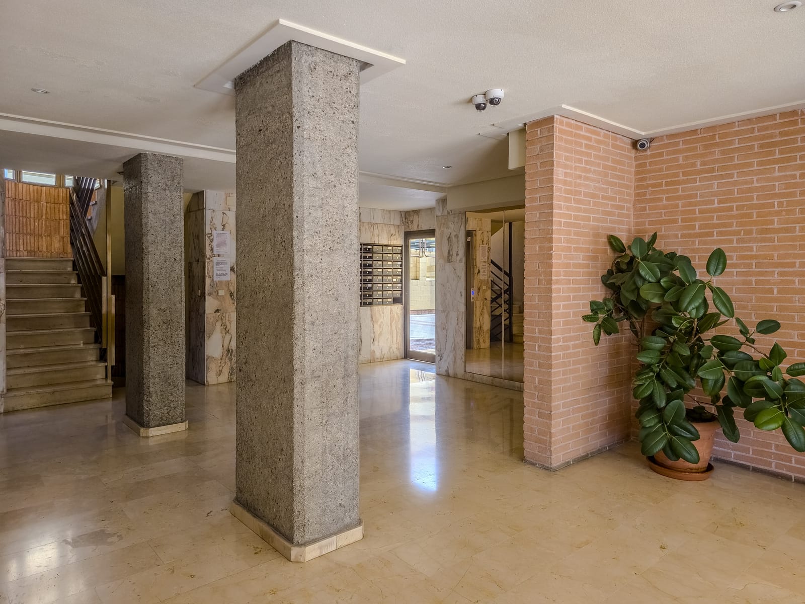 4-Bedroom-Apartment-in-Edificio26