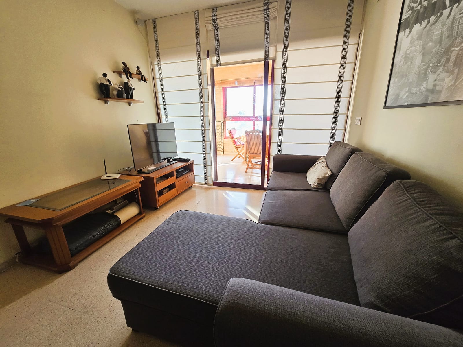 Апартаменты-рядом-с-пляжем-Поньенте-и-Ла-Кала-Бенидорм-02