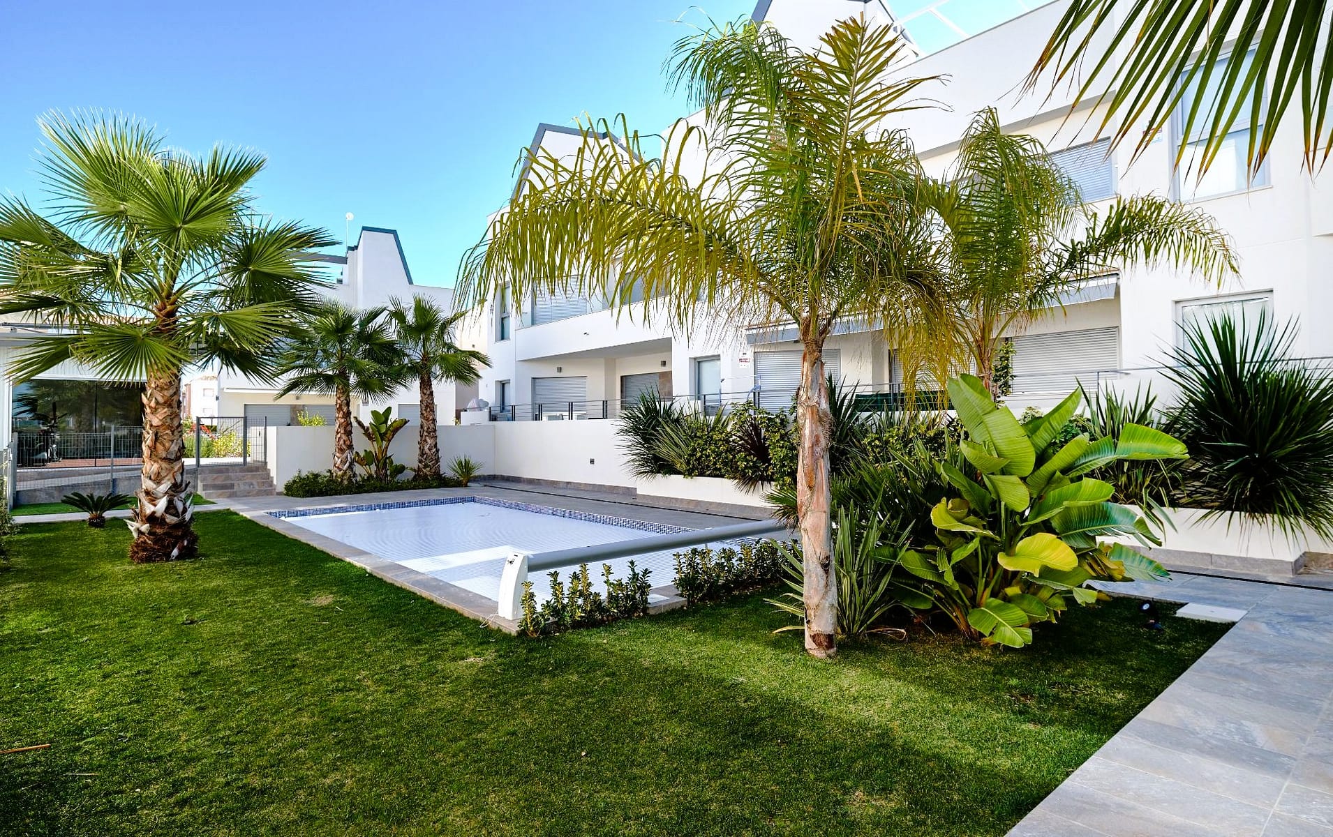 Amazing apartment for sale in Torrevieja, Alicante, Costa Blanca (2)