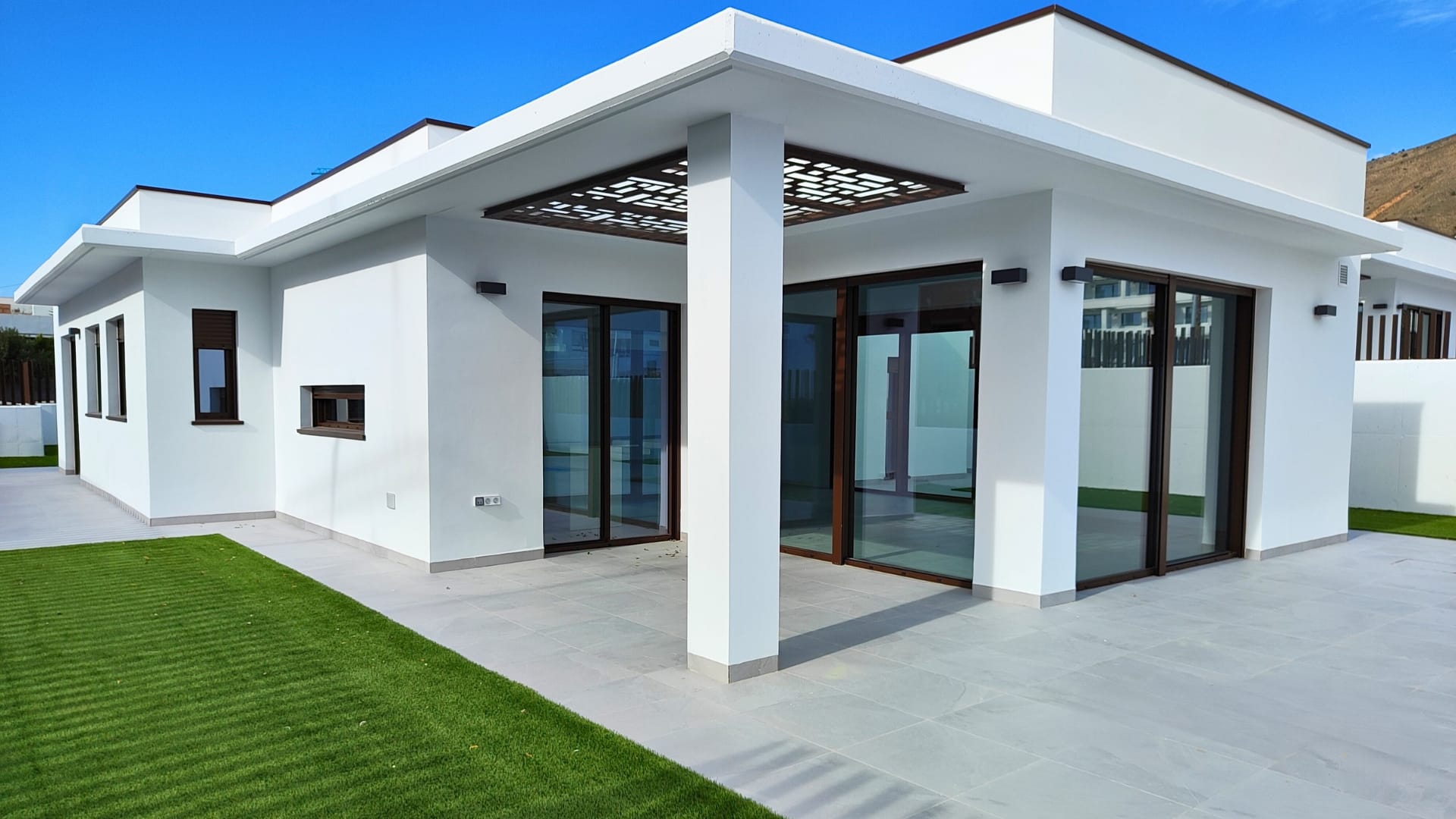 2602_seascape_blue_villa_3