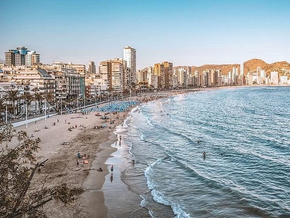 Commercial Hostel for Sale in Benidorm Center