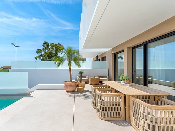 Modern Townhouses for Sale in Dolores Alicante