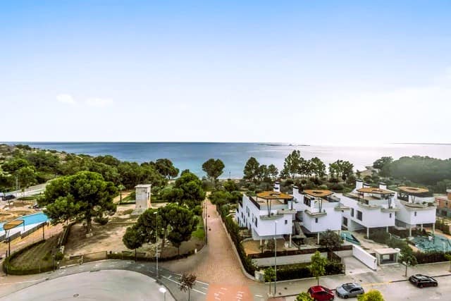 luxury-penthouse-for-rent-villajoyosa-sea-views-01 Luxury Penthouse for Rent in Villajoyosa